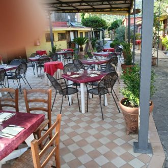 Ristorante-ristorante-esterno